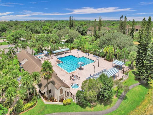 4722 NW 22nd Street 4272, Coconut Creek, FL 33063