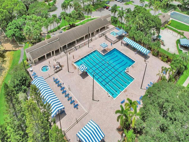 4722 NW 22nd Street 4272, Coconut Creek, FL 33063