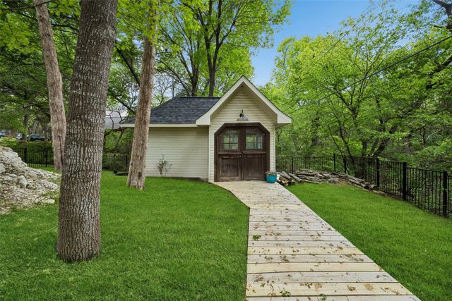 791 Creekwood Drive N, Fairview, TX 75069