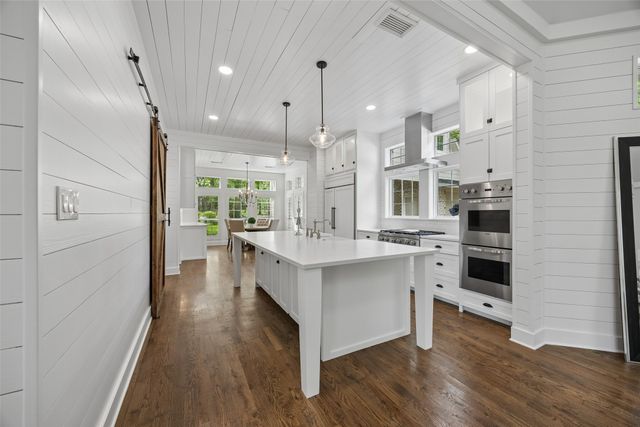 791 Creekwood Drive N, Fairview, TX 75069