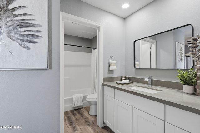 2035 S ELM Street 109, Tempe, AZ 85282