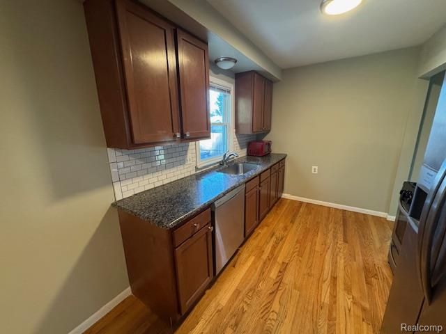 1211 Amelia Avenue, Royal Oak, MI 48073