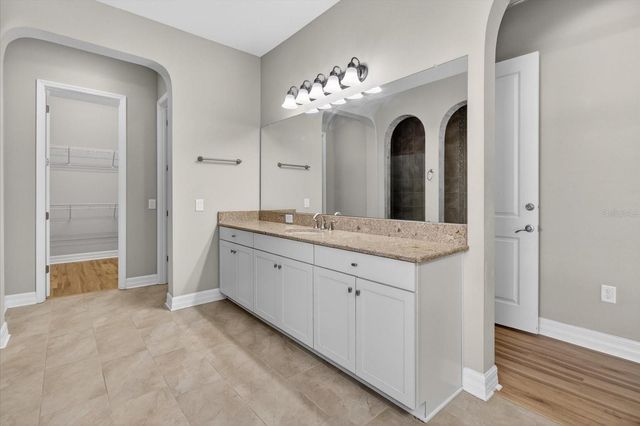 2589 GWYNHURST BOULEVARD, Wesley Chapel, FL 33543