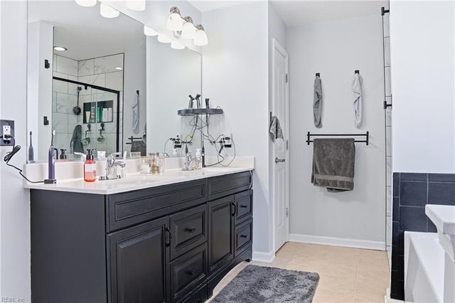 1316 Hawthorne DR, Chesapeake, VA 23325