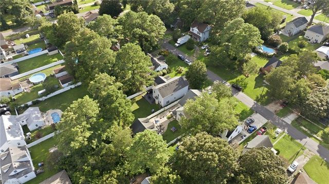 1316 Hawthorne DR, Chesapeake, VA 23325