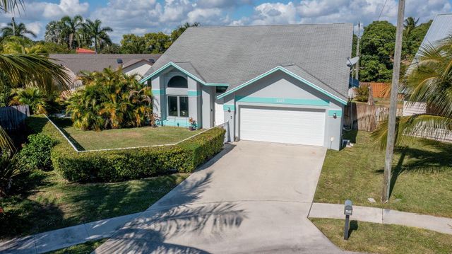 1325 Palermo Way, Lantana, FL 33462