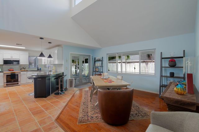 1325 Palermo Way, Lantana, FL 33462