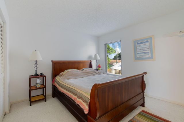 1325 Palermo Way, Lantana, FL 33462