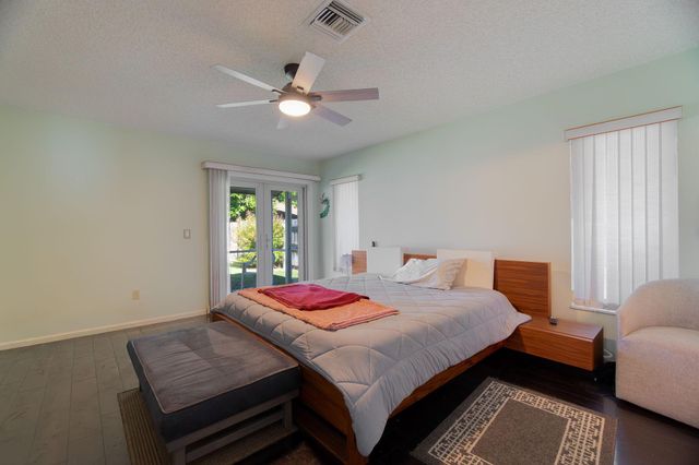 1325 Palermo Way, Lantana, FL 33462