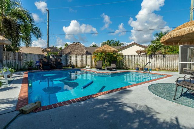 1325 Palermo Way, Lantana, FL 33462