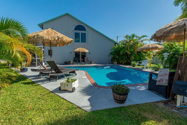 1325 Palermo Way, Lantana, FL 33462