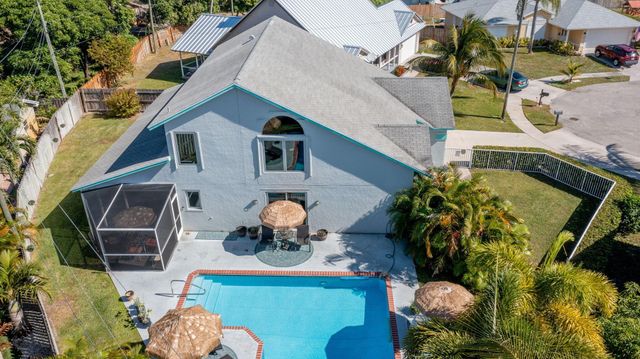 1325 Palermo Way, Lantana, FL 33462