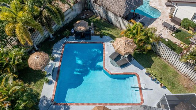 1325 Palermo Way, Lantana, FL 33462