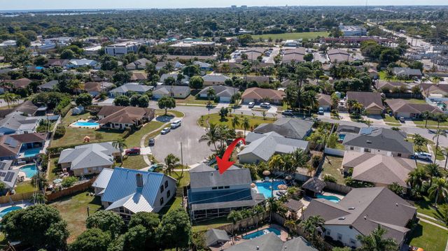 1325 Palermo Way, Lantana, FL 33462