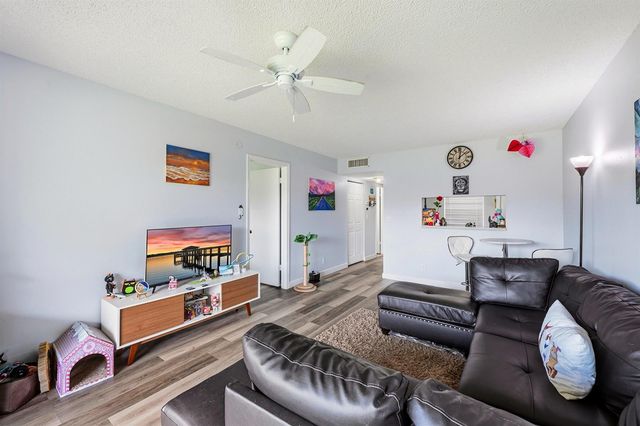 8840 Royal Palm Boulevard 206-7, Coral Springs, FL 33065