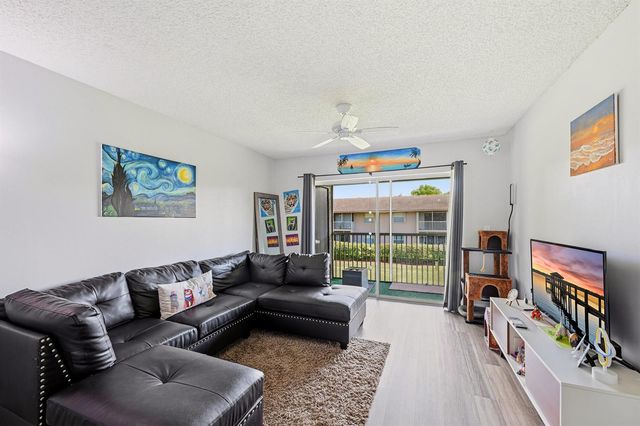8840 Royal Palm Boulevard 206-7, Coral Springs, FL 33065