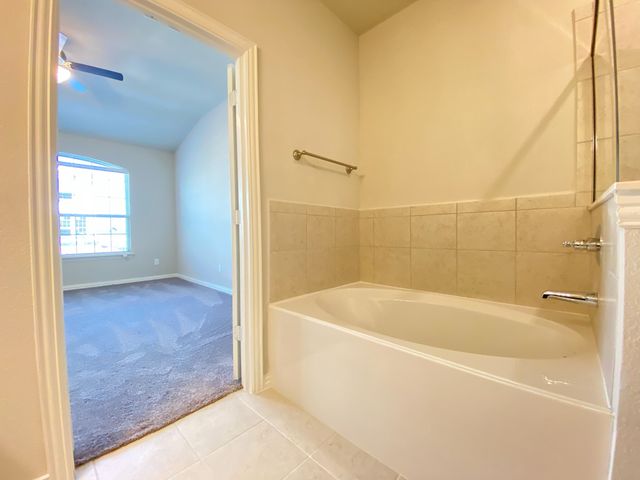 3404 Solana Circle, Denton, TX 76207
