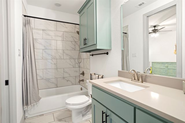 341 Hero Court, Waxahachie, TX 75167