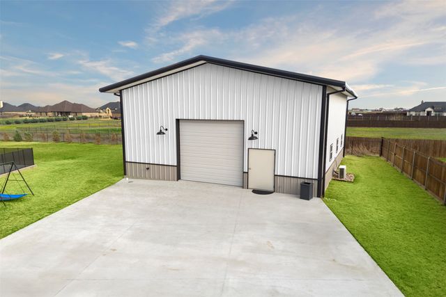 341 Hero Court, Waxahachie, TX 75167