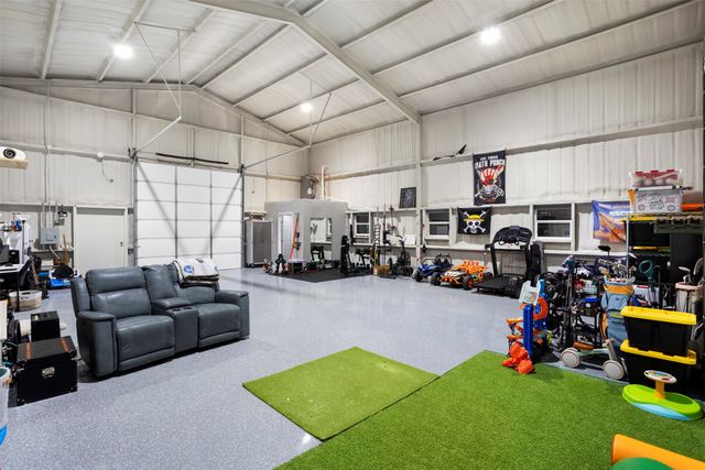 341 Hero Court, Waxahachie, TX 75167