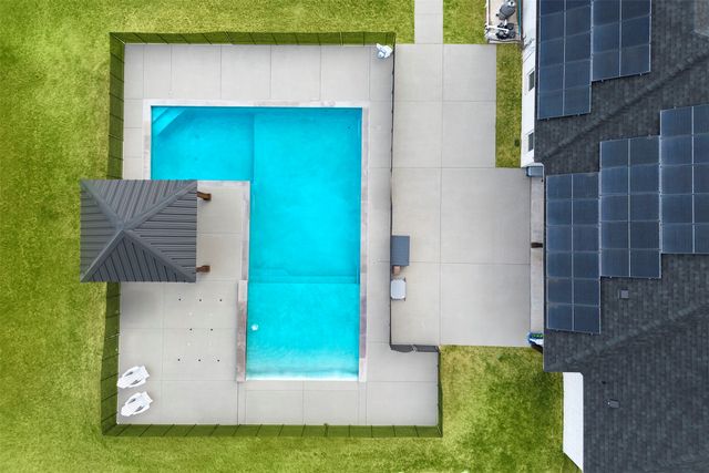 341 Hero Court, Waxahachie, TX 75167