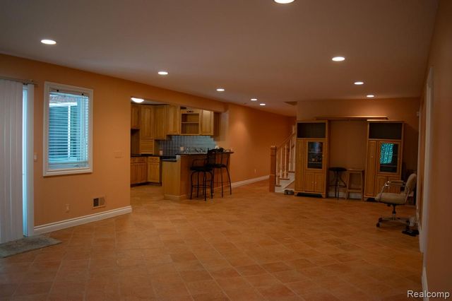 1715 Hamilton Drive, Bloomfield Hills, MI 48302