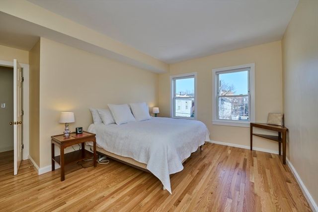 118 Trowbridge St 6, Cambridge, MA 02138