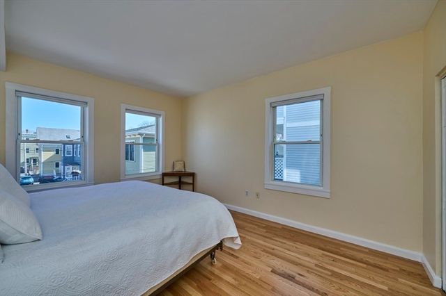118 Trowbridge St 6, Cambridge, MA 02138