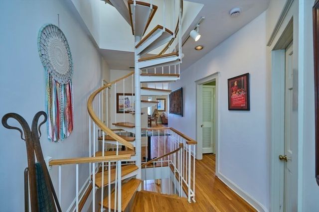 118 Trowbridge St 6, Cambridge, MA 02138