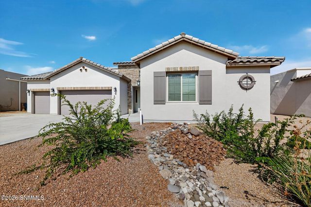 3751 Santa Julia Road, Las Cruces, NM 88012