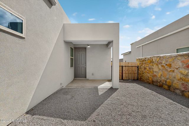 3751 Santa Julia Road, Las Cruces, NM 88012