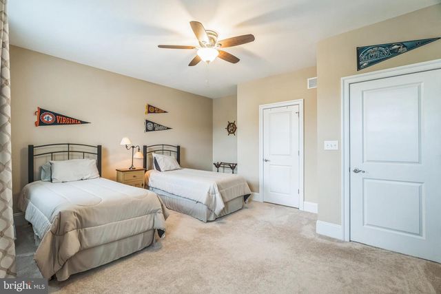 361 NEWBURY CT, North Wales, PA 19454