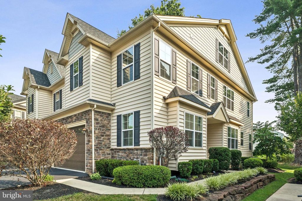 361 NEWBURY CT, North Wales, PA 19454