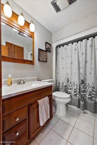 5237 Mansfield Street, Sterling Heights, MI 48310