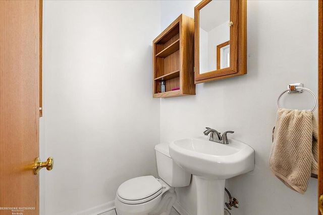 5237 Mansfield Street, Sterling Heights, MI 48310