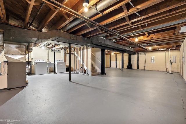 5237 Mansfield Street, Sterling Heights, MI 48310