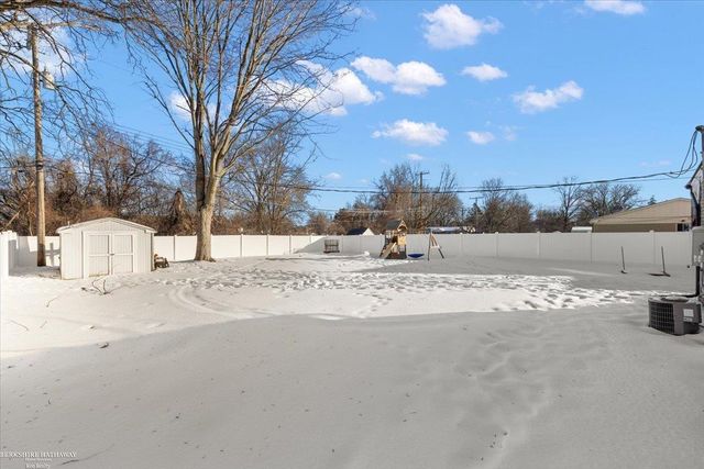 5237 Mansfield Street, Sterling Heights, MI 48310