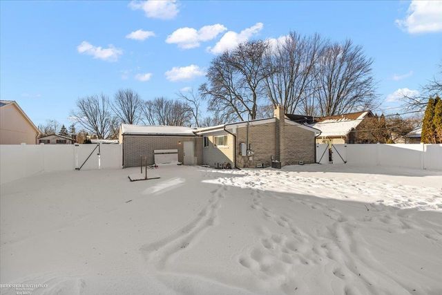 5237 Mansfield Street, Sterling Heights, MI 48310