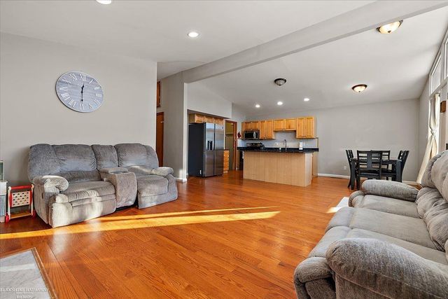 5237 Mansfield Street, Sterling Heights, MI 48310