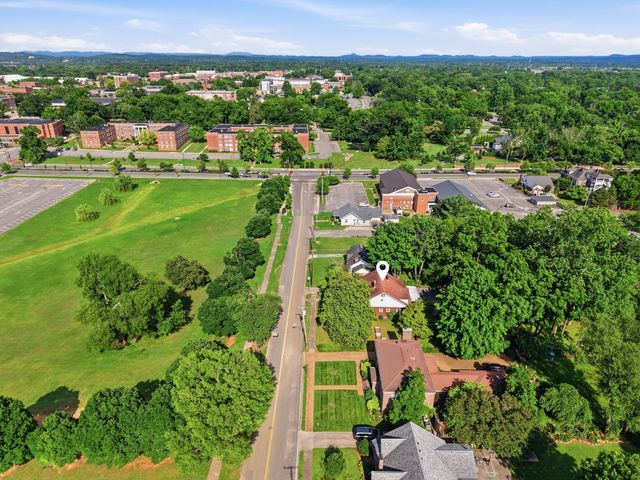 1020 E Lytle St, Murfreesboro, TN 37130