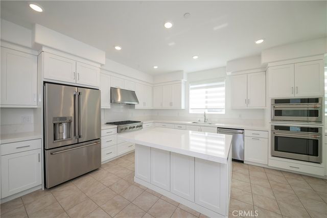 1809 Lychee St, Fullerton, CA 92835
