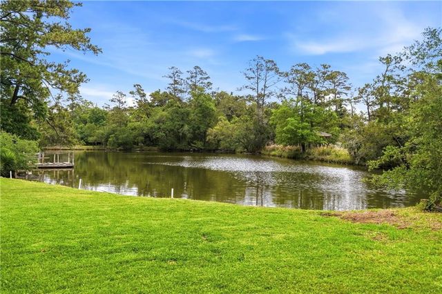 110 Wesley Oak Drive, St. Simons Island, GA 31522