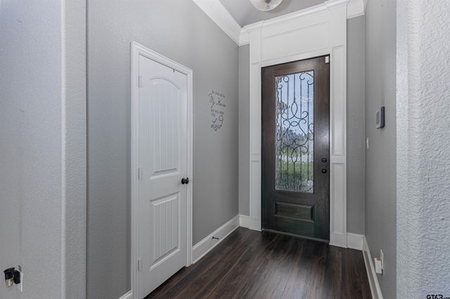 544 Wellington PI, Tyler, TX 75704