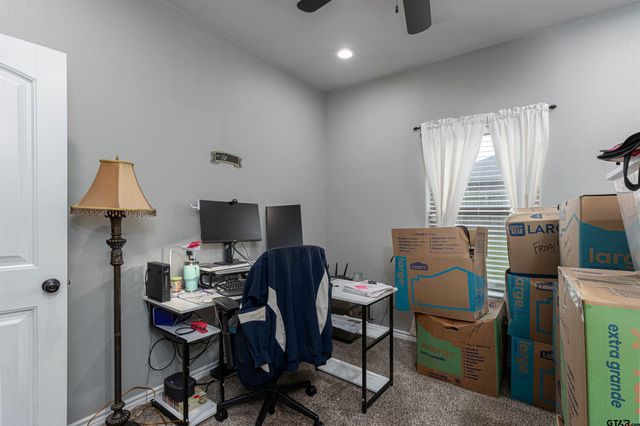 544 Wellington PI, Tyler, TX 75704