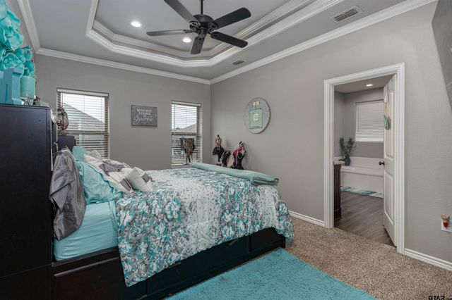 544 Wellington PI, Tyler, TX 75704