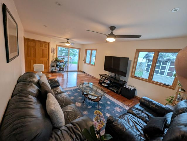 15200 Lead Street, Burnsville, MN 55306