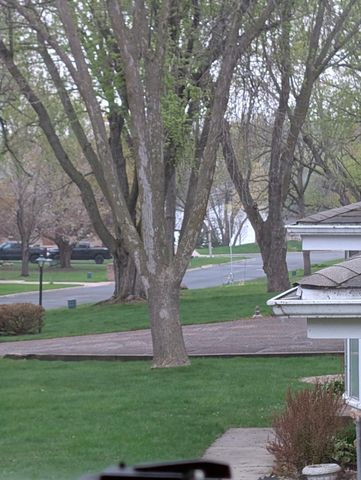 15200 Lead Street, Burnsville, MN 55306