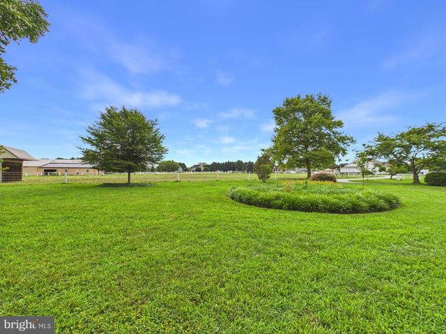 95 RINGSIDE DR, Dover, DE 19904