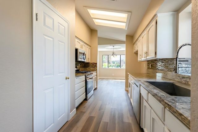 2019 Oak Street, Selma, CA 93662