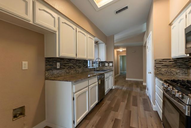 2019 Oak Street, Selma, CA 93662